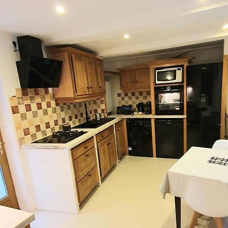 Le P'Tit Coin Apartment Mondragon Екстериор снимка